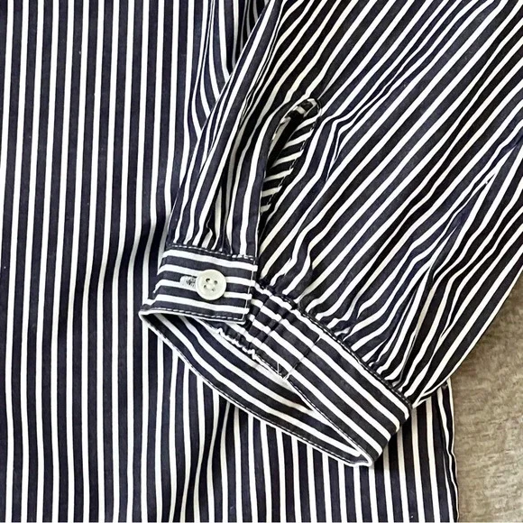 J. Crew Women’s Striped Off the Shoulder Blouse in Blue White Size 4 - Picture 5 of 9